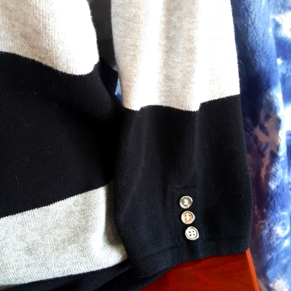 3/$30💥 Cotton Knit Tunic Striped Sweater (L) Karen Scott - Picture 3 of 8
